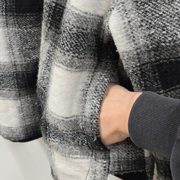 Joie XS Plaid 1/2 Zip Hooded Top - Picture 3 of 5